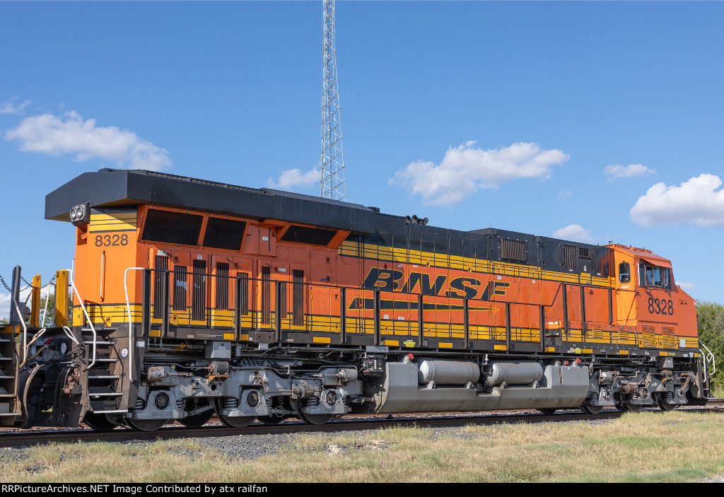 BNSF 8328